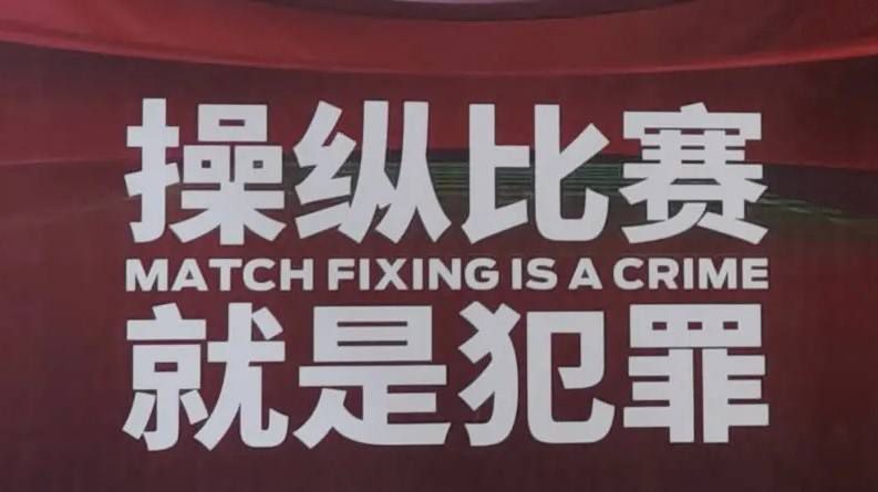 亚洲三级在线播放