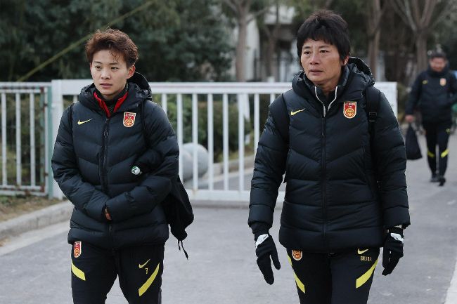 免费看男人添女人无遮挡