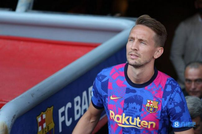 咖啡馆爷孙俩的福利